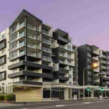 Oaks Brisbane Woolloongabba Suites Hotel Exterior