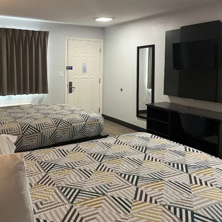 Motel 6 Seguin, TX