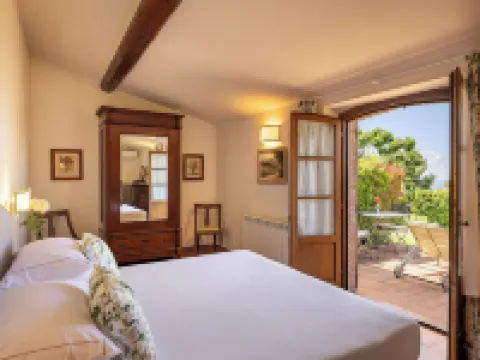 Wine Relais in Montecucco - ColleMassari Hospitality Hotels in Cinigiano