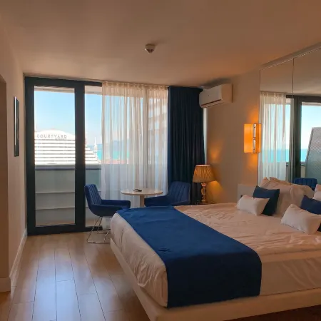 Seaside VIP40