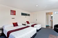 Aquarius Motel Hotels in Ohope