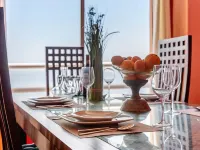 Apartment in Radazul with Stunning Sea Views Hotele w: Radazul