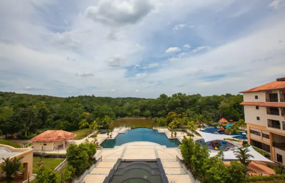 安弗頓傳統度假村