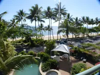 Trinity Waters Holiday Apartments - Ocean View