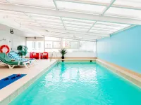 Aparthotel Adagio Access Marseille Prado Perier - Pools