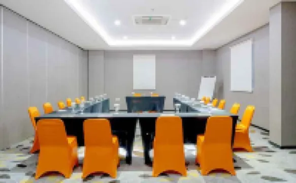 J Hotel - Bandara Soekarno Hatta