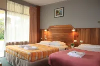 Pelicans Motel San Remo Hotels in San Remo