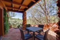 Unique Sedona Home w/ Mountain Views & Guest House - Maalaistalo