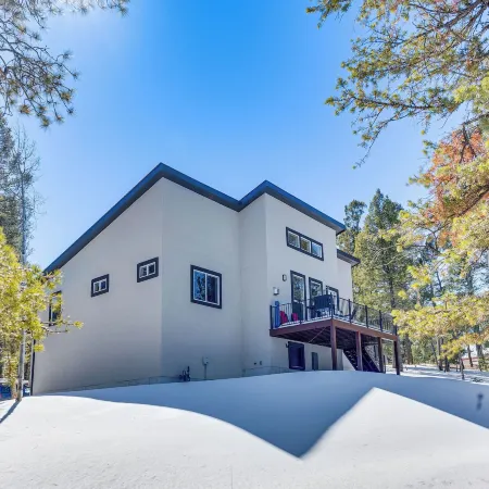 Modern Florissant Mountain Retreat w/ Deck & Grill