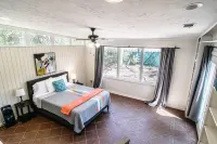 Belhaven Beauty  3Br/2BA Near Belhaven College & Med Center - 3-نجوم