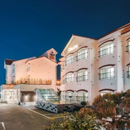 Cote Dor Hotel Отели рядом с достопримечательностью «Пляж Хамдок»