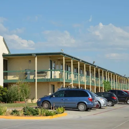 Plaza Inn