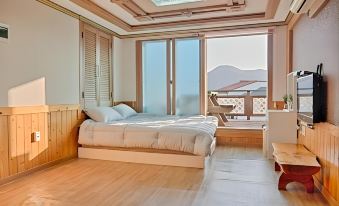 Namhae Hoho Flower Pension