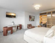 KozyGuru | Forestville | Modern Hotel-Style Studio Hotels in North Narrabeen