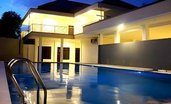 Grand Wisata Hotel