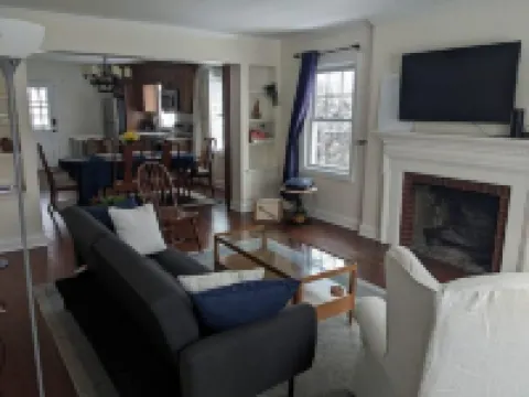 Sleepy Sanctuary Hotels in Wilmette