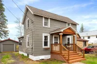 Park Point summer house near the beach