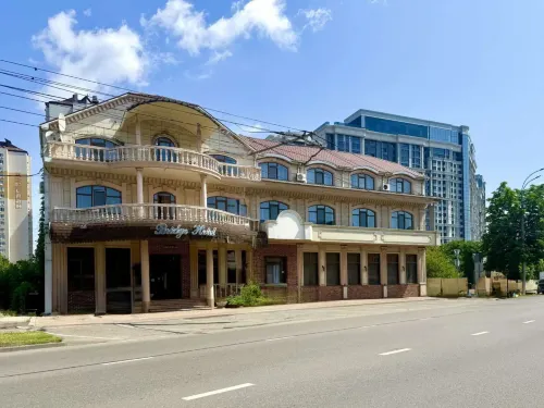 Bridge Hotel
