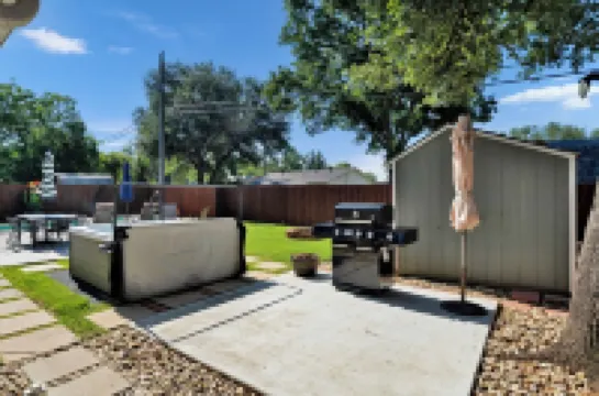 Modern Retreat with Pool, Hot Tub & Game Room