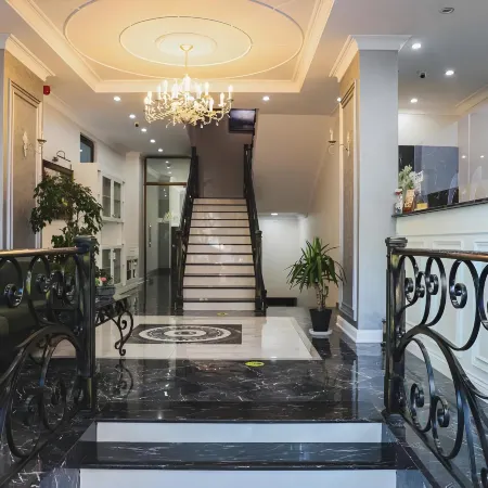 Old Garden Hotel Batumi