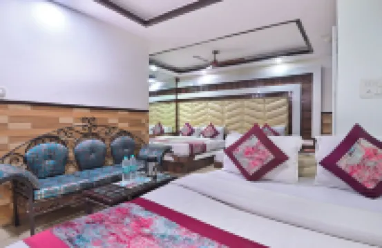 Hotel Glow Inn Paharganj-3 Mins Walk from New Delhi Railway Station Hotels near Purana Quila