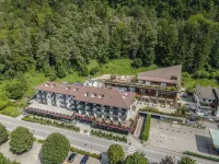 Alchimia WellResort Hotels in Stenico