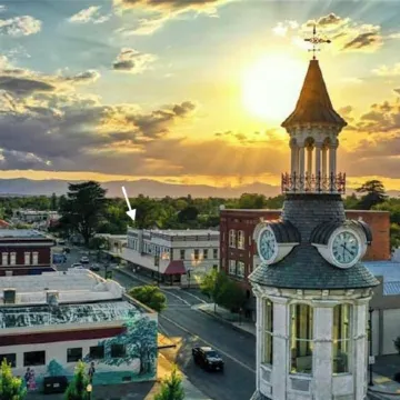 Downtown Red Bluff Turn-of-the-Century Apartment w/ Kitchenette