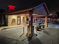 디럭스 인 서배너