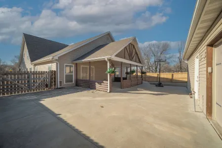 Indoor Pool in Central Joplin!