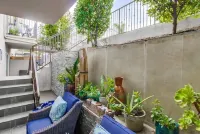 Bay View- Walk to Coronado Beach/Del- 1King Bed 1 Queen Pullout