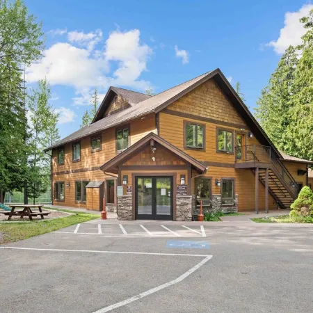 Chalet Chic - Comfortable & Clean Private Resort Condo Ski, Soak, Relax & Enjoy