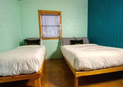 Waterfront on the Frio River, Cozy Cabin, Prime Stargazing Hotels near Garner State Park