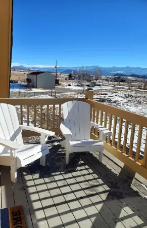 IceBerg Farms, even a Yeti can chill here!!!! Отели рядом с Rifle