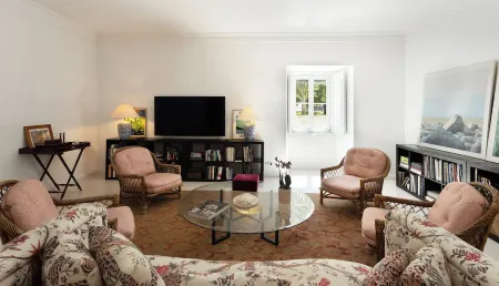 Dream apartment in the heart of a Royal Palace