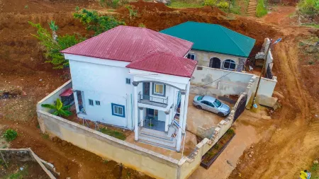 Longho Lodge Bonduma - Buea