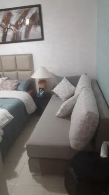 RENOVATED APARTMENT WITH WIFI Hotels near شاطئ طاماريس