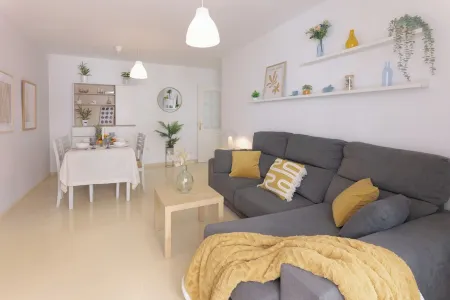 Comeback Don´t Worry, Be Happy Отели рядом с достопримечательностью «Playa Salobreña»