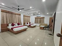 Hotel Royal Palace in Hotels in Kheda