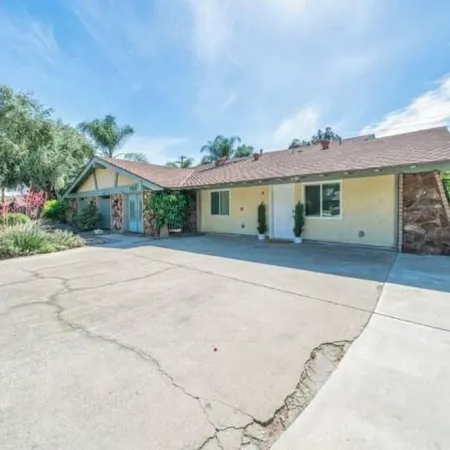 Chic & Fresh 2BSuite in Glendora