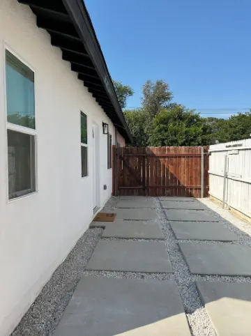 New: Charming guest suite by UCR, Downtown & plazas