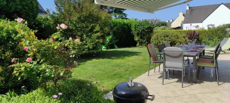 House 5 bedrooms 9 persons Holidays Seaside South Finistère Отели в г. Трегюнк