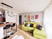 Bel Appartement Avec Jardin Privé au Calme