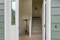 Anchorage 5br Retreat Hikes, City & Comfort 5 Bedroom Home