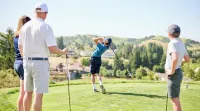 5 Beds Luxury Retreat on Golf Course