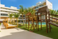 Chic 2BR Stay w Terrace Picuzzi 5 Min to Beach