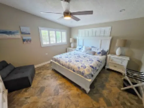 Best Location in Marathon & Kcb at Seahorse Landing! Hotels in Key Colony Beach