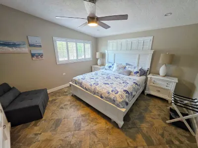 New Listing 20% Discount at Seahorse Landing! Hotel dekat Sombrero Reef