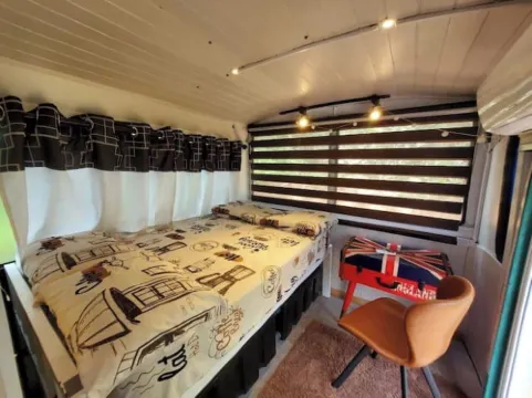 Cube on wheels for an unique experience