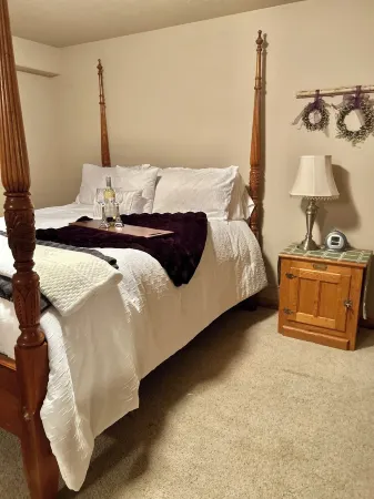 Charming 2-bedroom bacement with WiFi, AC in enjoyable Murray