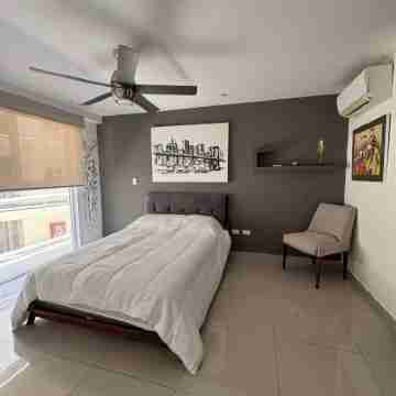 2-bedroom apartment in delightful Cancún with fitness room, AC, WiFi Rooms